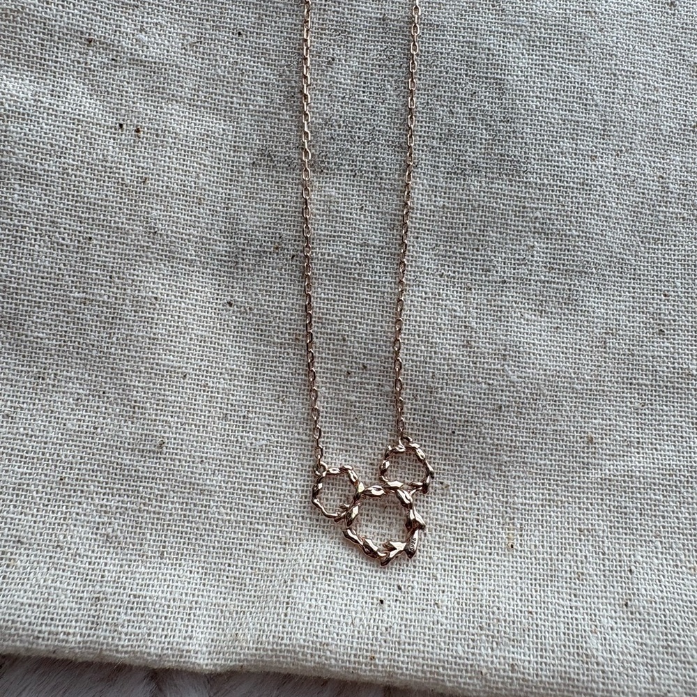 Fintastic Configuration Magic Christmas Wreath Necklace Rose Gold 🎄